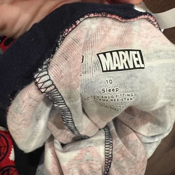 Gap. Marvel. Spider-Man matching pajama set. Never worn. - Picture 4 of 4